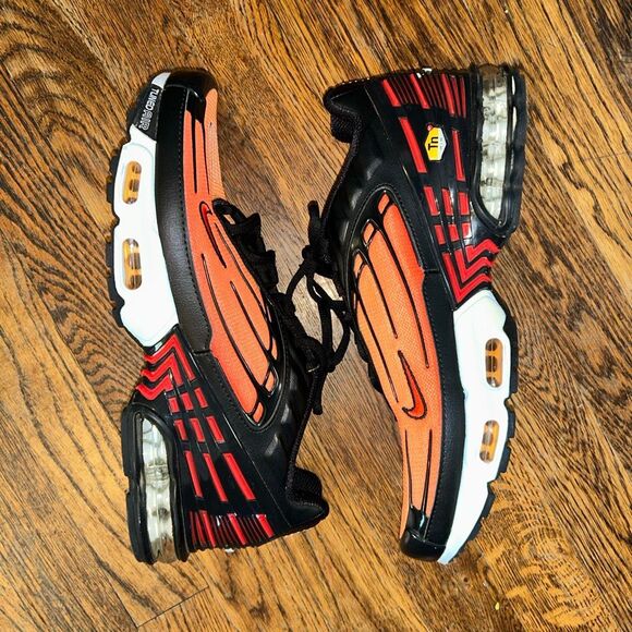 Nike Air Max Plus III "Black Orange Tiger" sneaker - Picture 2 of 4